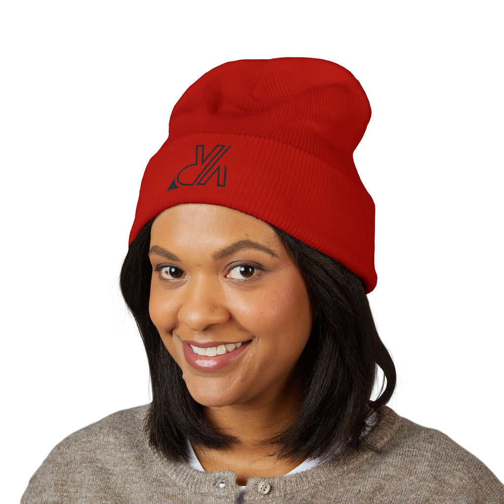 Un beau bonnet pour l'hiver avec une belle broderie du logo RyWear