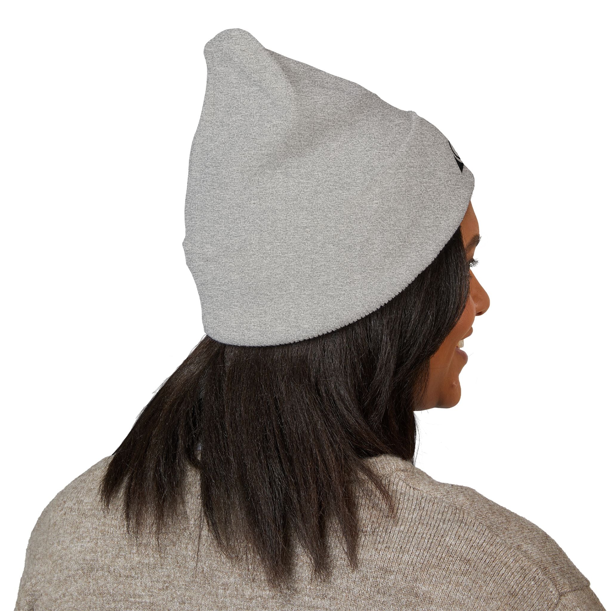 Un beau bonnet pour l'hiver avec une belle broderie du logo RyWear