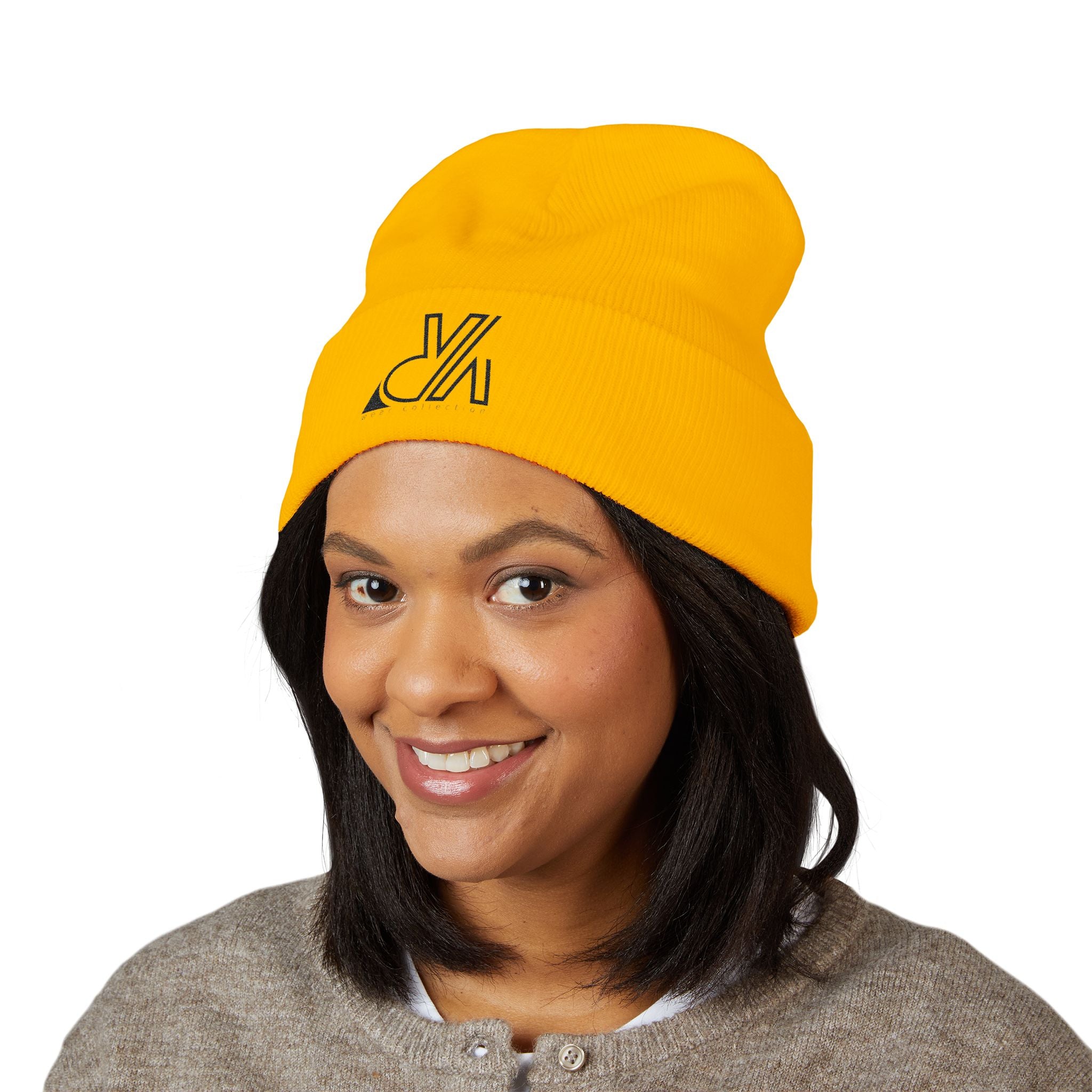 Un beau bonnet pour l'hiver avec une belle broderie du logo RyWear
