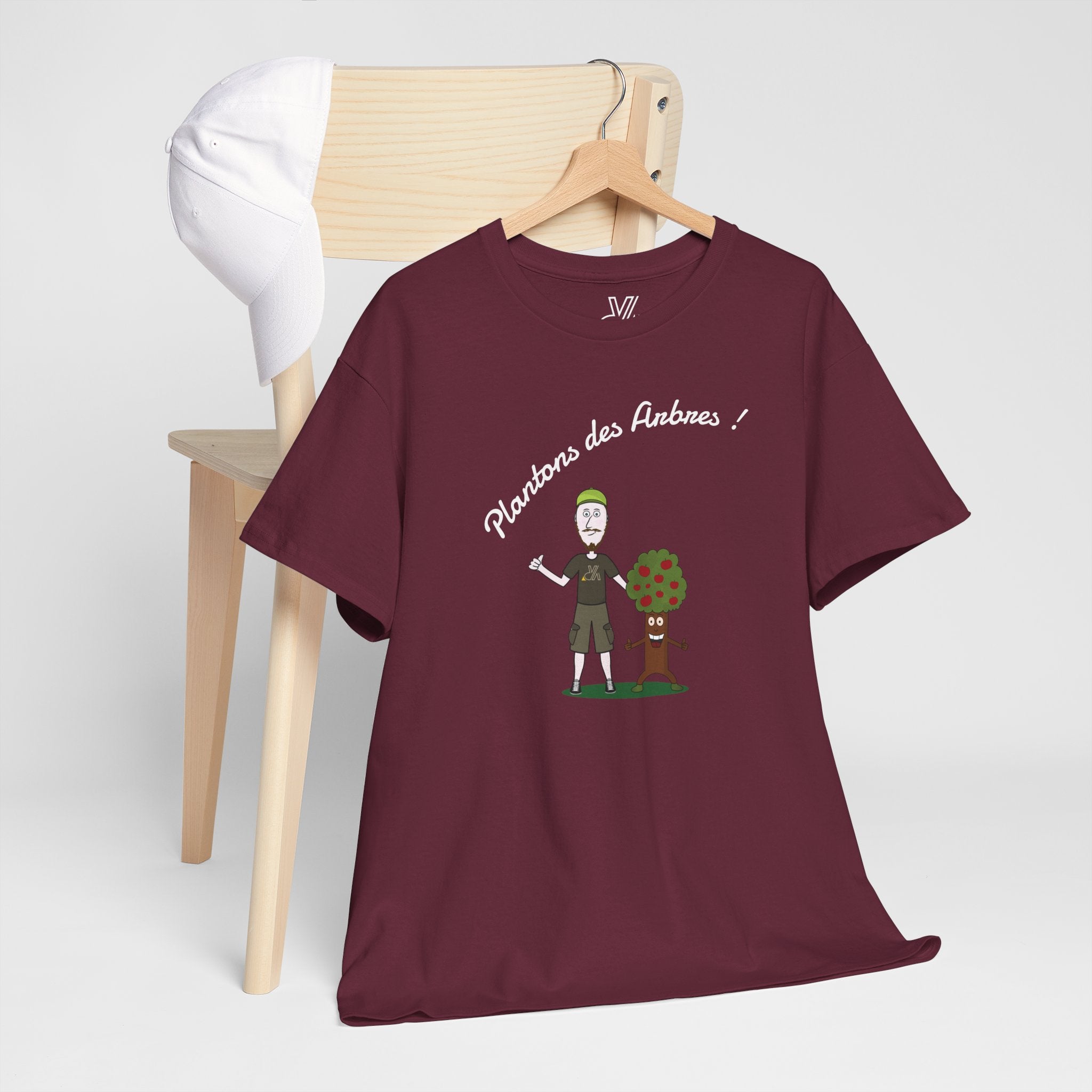 Tree Planter Graphic Tee - 'Plantons des Arbres' Environmental T-Shirt