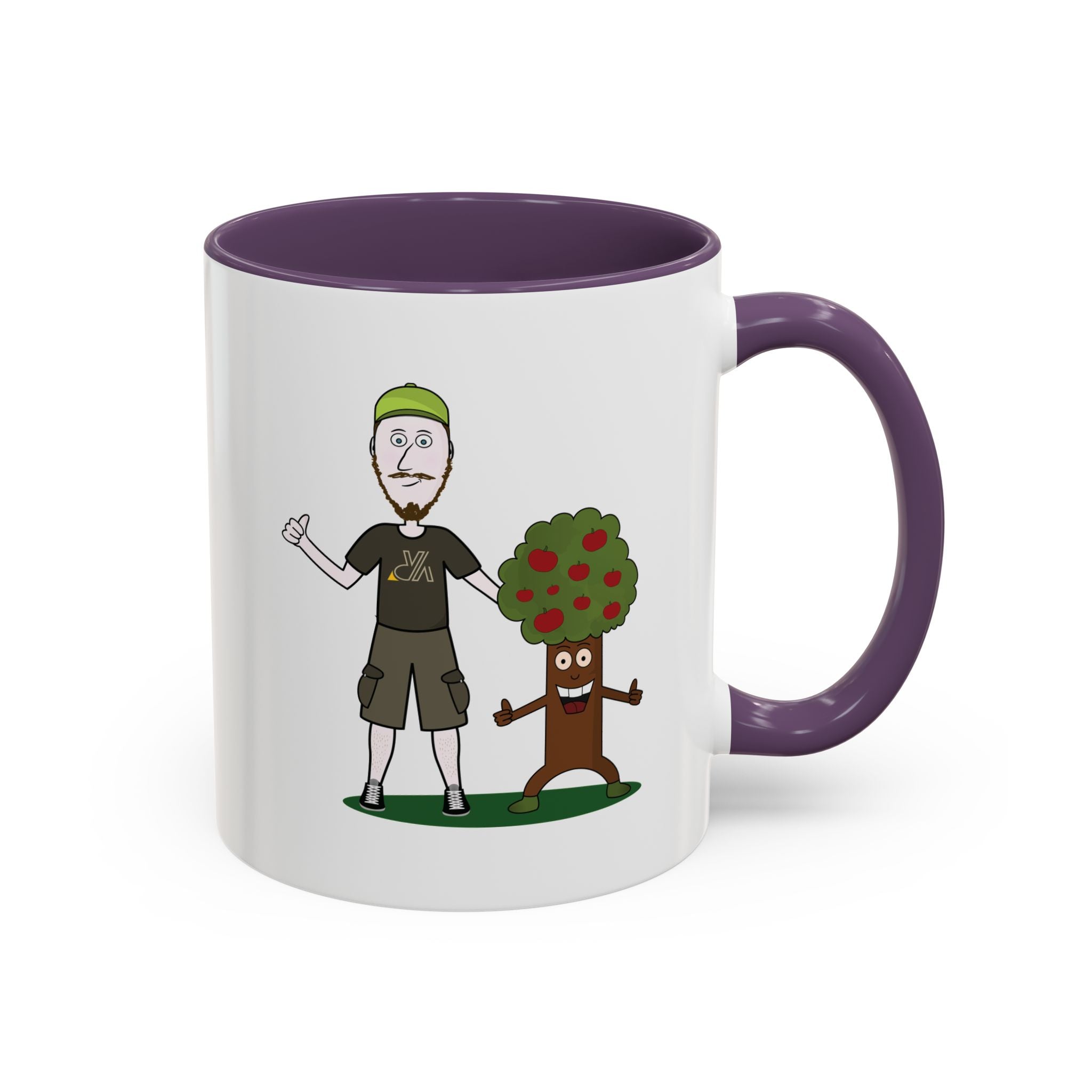 Mug illustré « Jérémy et Pommy »  Commencez la journée avec le sourire ! Ce mug écologique et coloré met en scène Jérémy et Pommy, un duo plein d’humour et de bienveillance. Parfait pour le café, le thé ou les boissons chaudes de vos pauses nature.